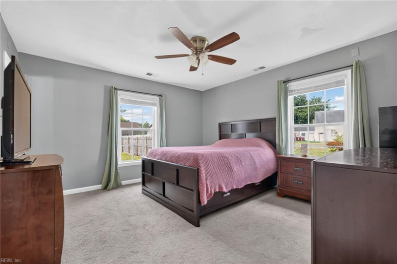 Photo 22 of 50 residential for sale in Chesapeake virginia