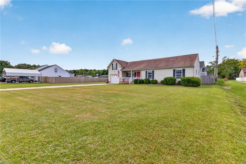 Photo 5 of 50 residential for sale in Chesapeake virginia
