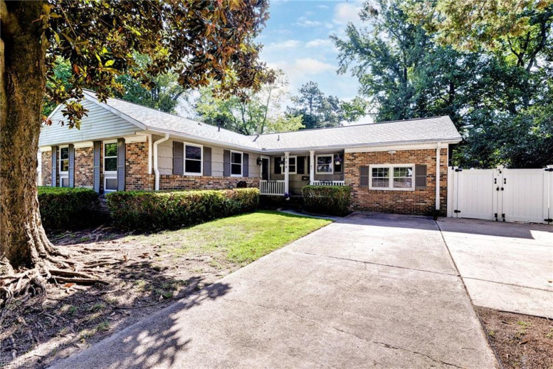 Photo 2 of 38 residential for sale in Newport News virginia