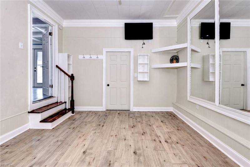 Photo 23 of 38 residential for sale in Newport News virginia