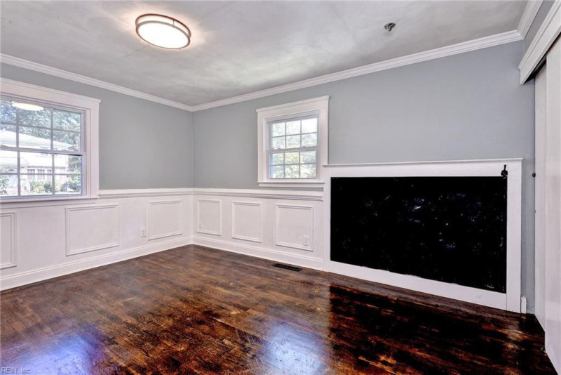 Photo 29 of 38 residential for sale in Newport News virginia