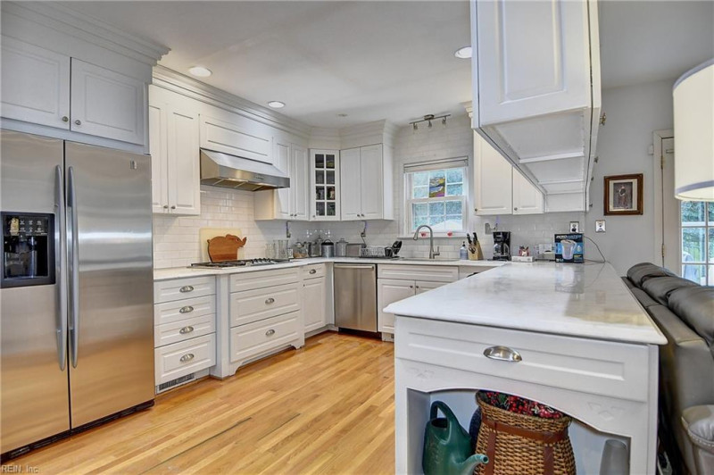 Photo 22 of 50 residential for sale in Norfolk virginia