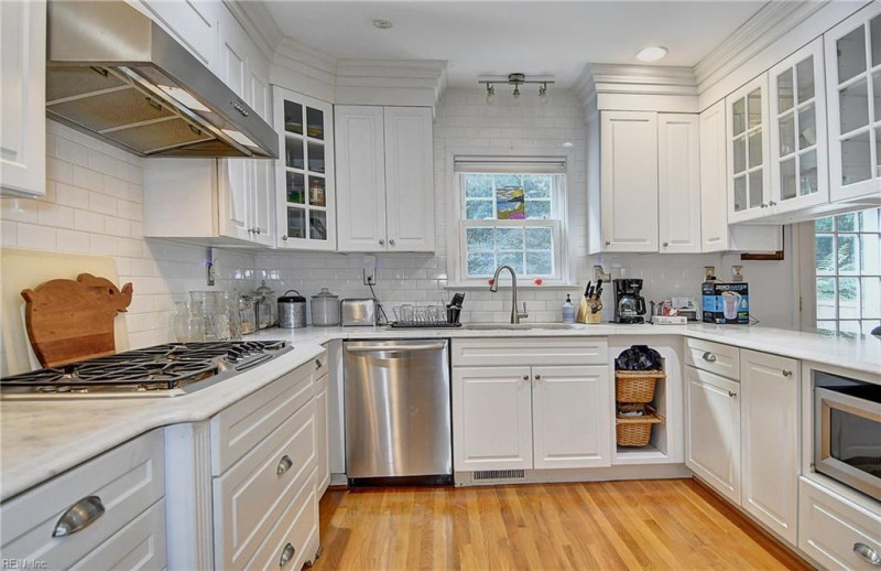 Photo 25 of 50 residential for sale in Norfolk virginia