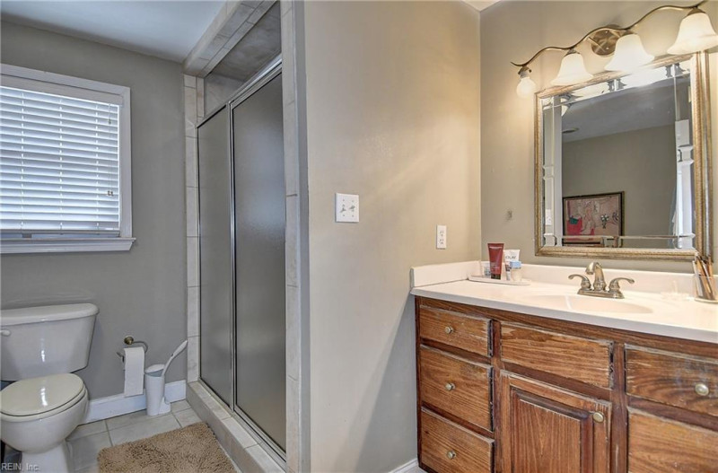Photo 34 of 50 residential for sale in Norfolk virginia
