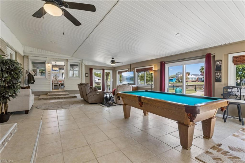 Photo 10 of 50 residential for sale in Hampton virginia