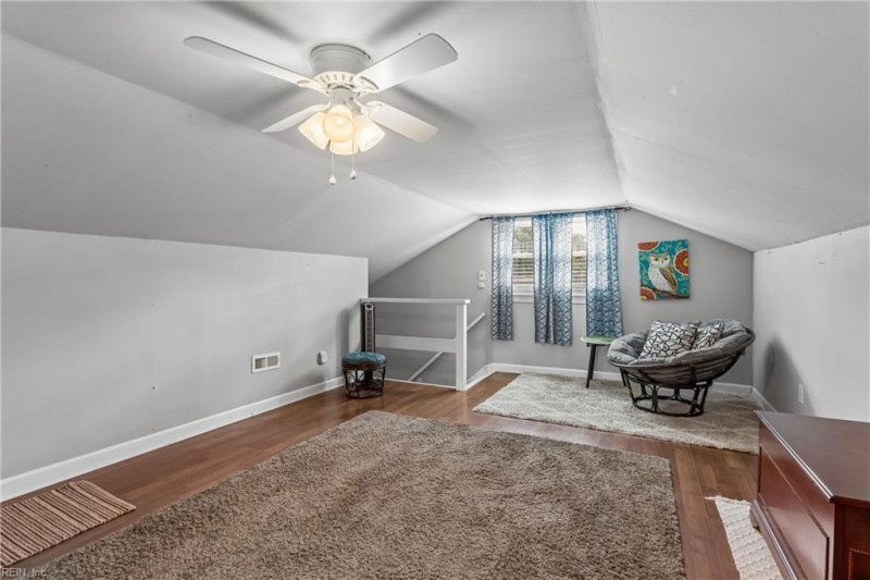 Photo 11 of 50 residential for sale in Hampton virginia