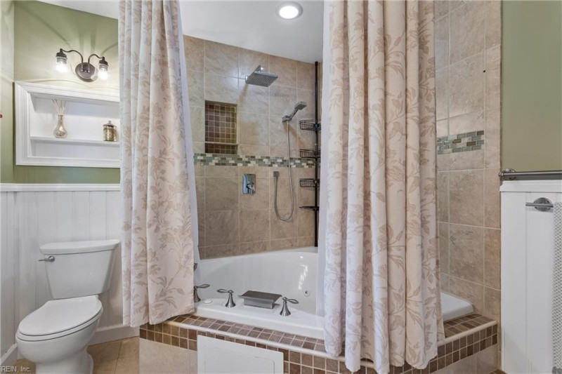 Photo 32 of 50 residential for sale in Hampton virginia