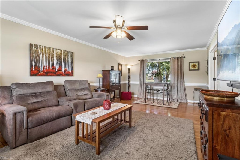 Photo 4 of 50 residential for sale in Hampton virginia