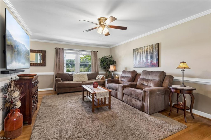Photo 5 of 50 residential for sale in Hampton virginia