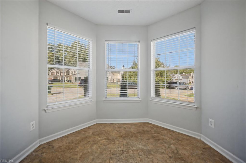 Photo 14 of 39 residential for sale in Newport News virginia