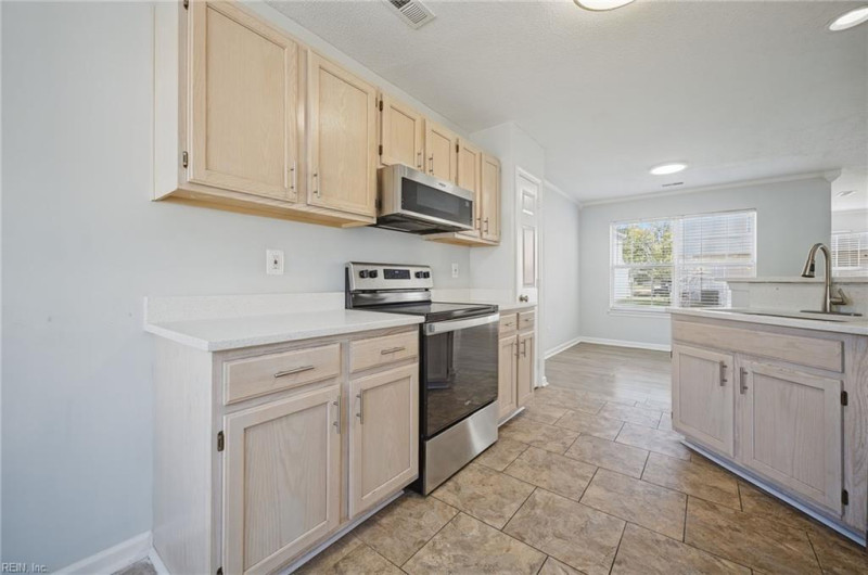 Photo 15 of 39 residential for sale in Newport News virginia