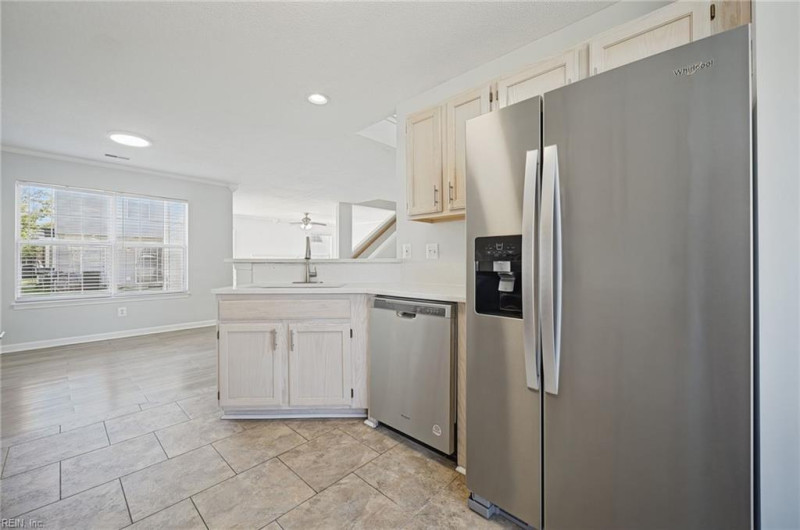 Photo 16 of 39 residential for sale in Newport News virginia
