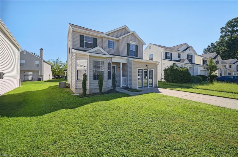 Photo 3 of 39 residential for sale in Newport News virginia