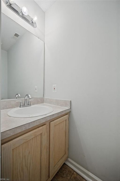 Photo 7 of 39 residential for sale in Newport News virginia