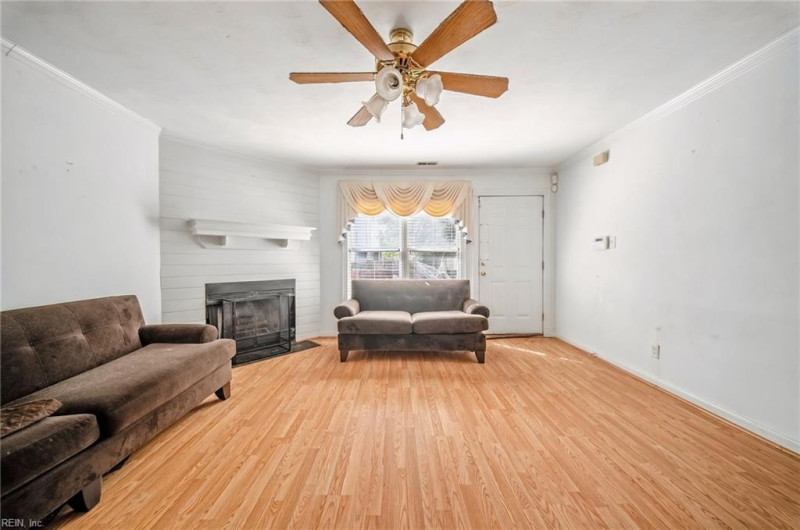 Photo 10 of 20 residential for sale in Portsmouth virginia
