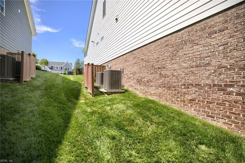Photo 39 of 48 residential for sale in New Kent County virginia