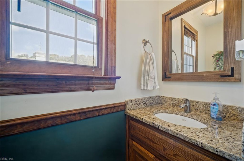 Photo 17 of 45 residential for sale in Chesapeake virginia Photo 17 of 45 residential for sale in Chesapeake virginia