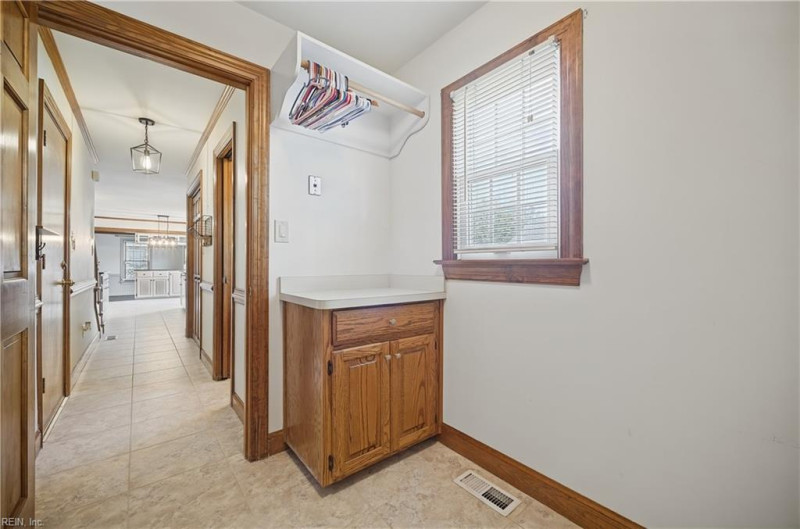 Photo 18 of 45 residential for sale in Chesapeake virginia Photo 18 of 45 residential for sale in Chesapeake virginia