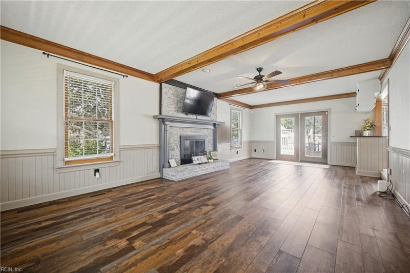 Photo 7 of 45 residential for sale in Chesapeake virginia Photo 7 of 45 residential for sale in Chesapeake virginia