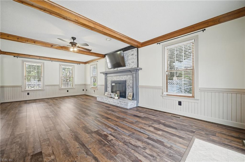 Photo 9 of 45 residential for sale in Chesapeake virginia Photo 9 of 45 residential for sale in Chesapeake virginia