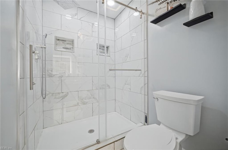 Photo 38 of 50 residential for sale in Chesapeake virginia
