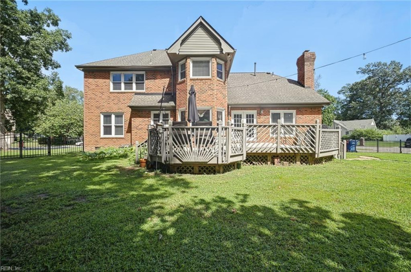 Photo 40 of 50 residential for sale in Chesapeake virginia
