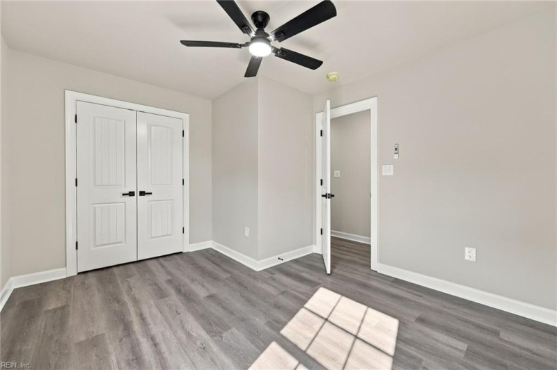 Photo 16 of 46 residential for sale in Hampton virginia
