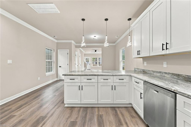 Photo 23 of 46 residential for sale in Hampton virginia