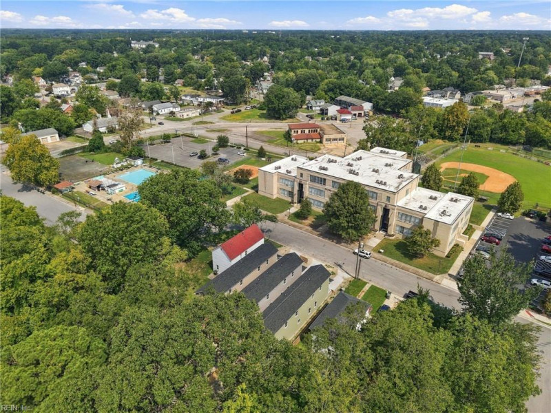 Photo 25 of 46 residential for sale in Hampton virginia