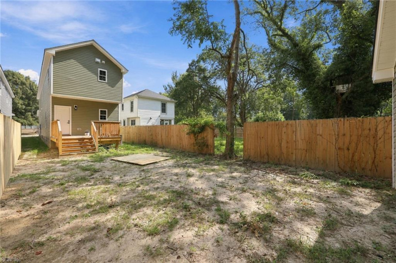 Photo 31 of 46 residential for sale in Hampton virginia
