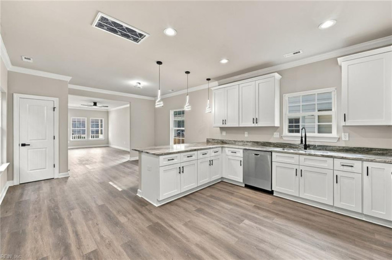 Photo 35 of 46 residential for sale in Hampton virginia