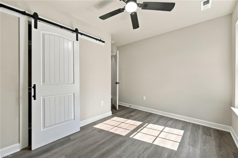 Photo 40 of 46 residential for sale in Hampton virginia