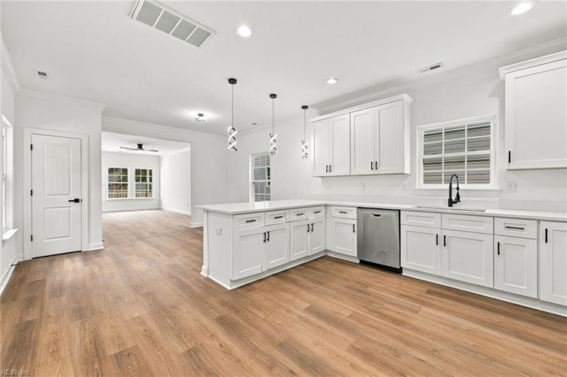 Photo 14 of 50 residential for sale in Hampton virginia Photo 14 of 50 residential for sale in Hampton virginia