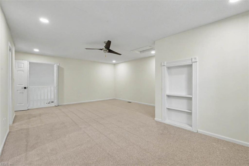 Photo 30 of 37 residential for sale in James City County virginia