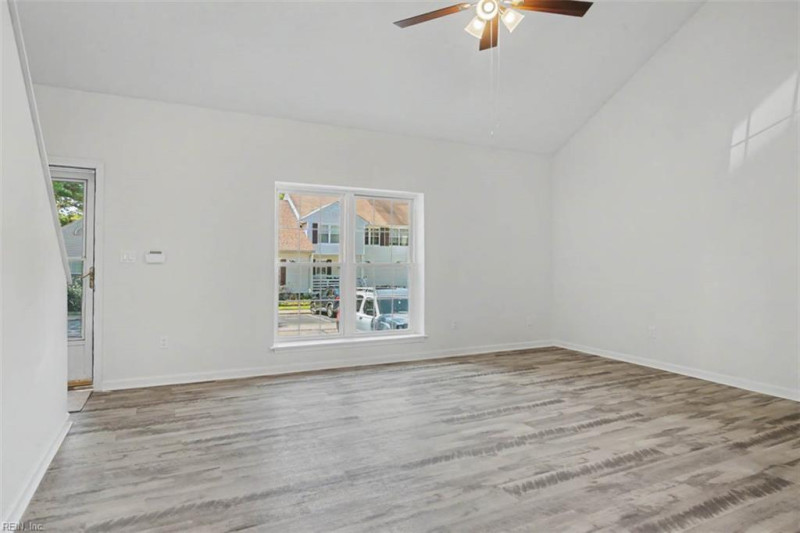 Photo 9 of 37 residential for sale in James City County virginia
