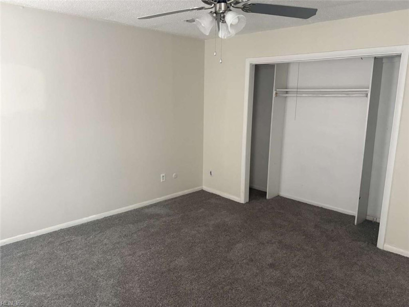 Photo 14 of 20 residential for sale in Portsmouth virginia