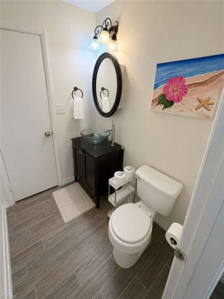 Photo 16 of 20 residential for sale in Portsmouth virginia