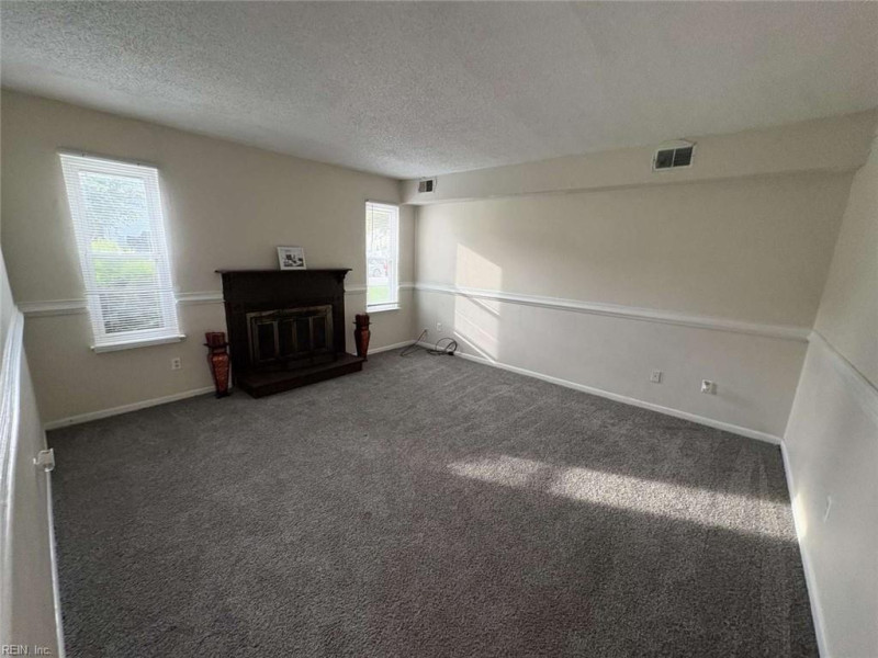 Photo 2 of 20 residential for sale in Portsmouth virginia