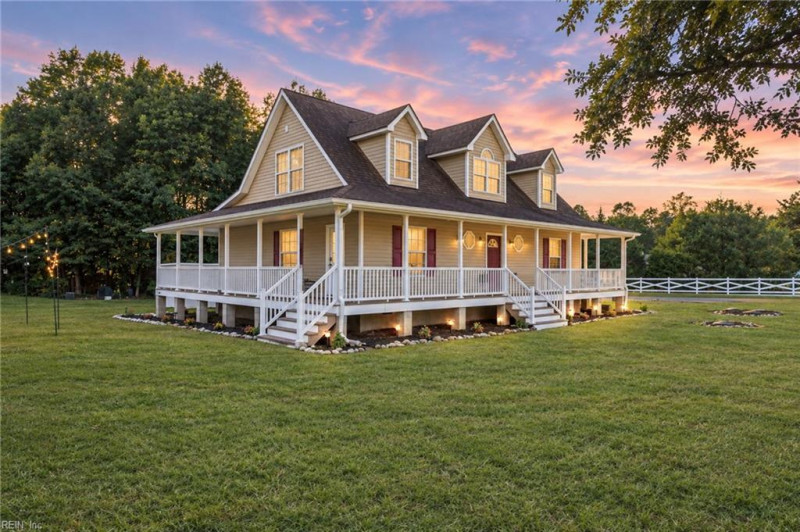 Photo 1 of 42 residential for sale in Isle of Wight County virginia
