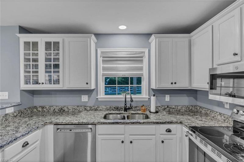 Photo 2 of 42 residential for sale in Isle of Wight County virginia