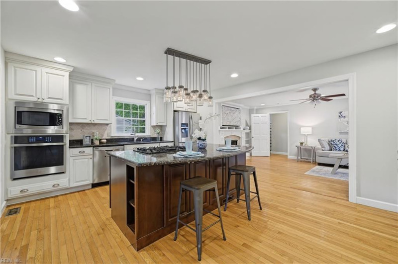 Photo 12 of 50 residential for sale in Poquoson virginia Photo 12 of 50 residential for sale in Poquoson virginia