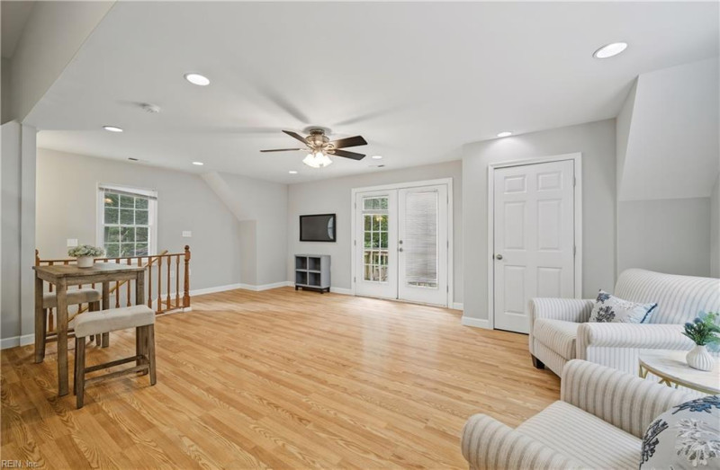 Photo 19 of 50 residential for sale in Poquoson virginia Photo 19 of 50 residential for sale in Poquoson virginia