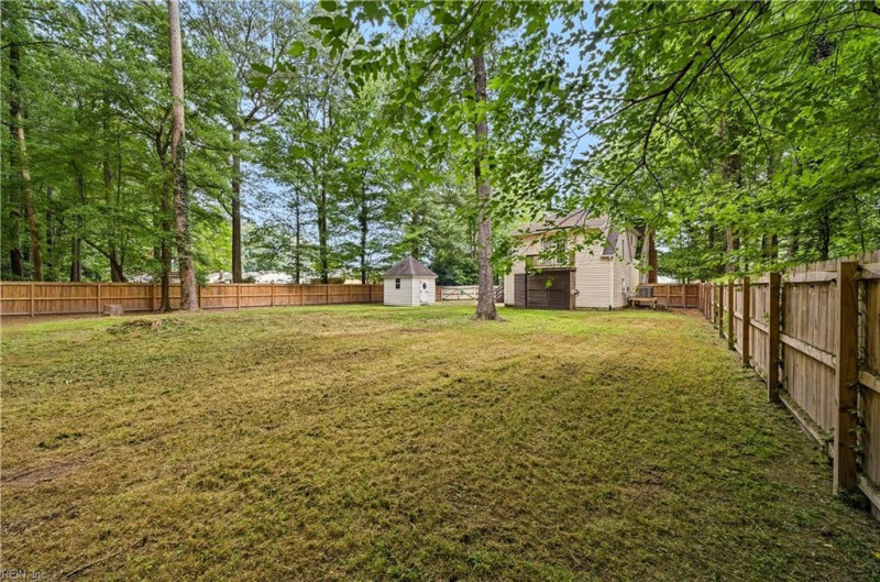 Photo 44 of 50 residential for sale in Poquoson virginia Photo 44 of 50 residential for sale in Poquoson virginia