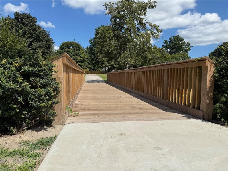 Photo 34 of 45 residential for sale in Chesapeake virginia