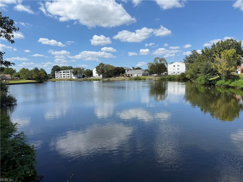 Photo 37 of 45 residential for sale in Chesapeake virginia