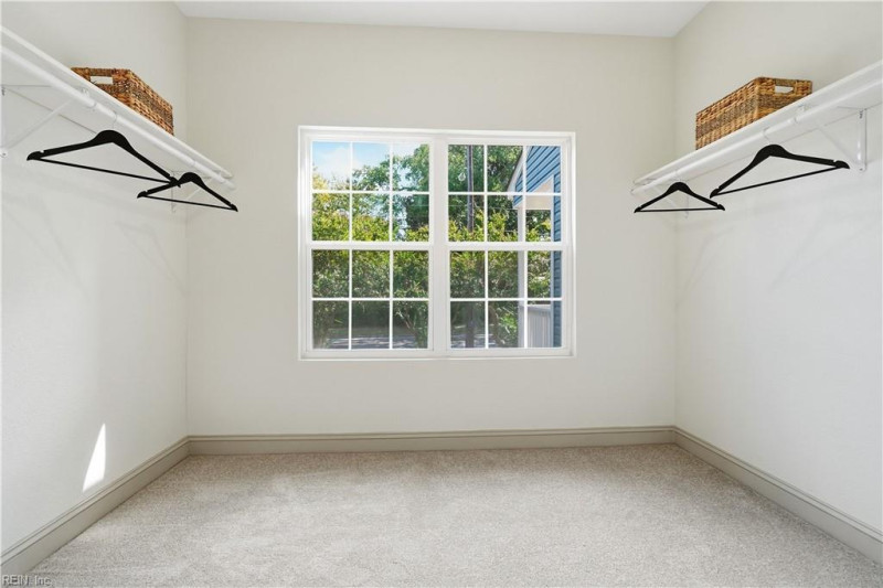Photo 15 of 25 residential for sale in Norfolk virginia