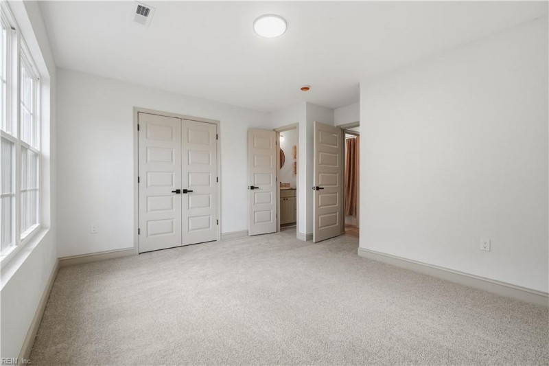 Photo 16 of 25 residential for sale in Norfolk virginia