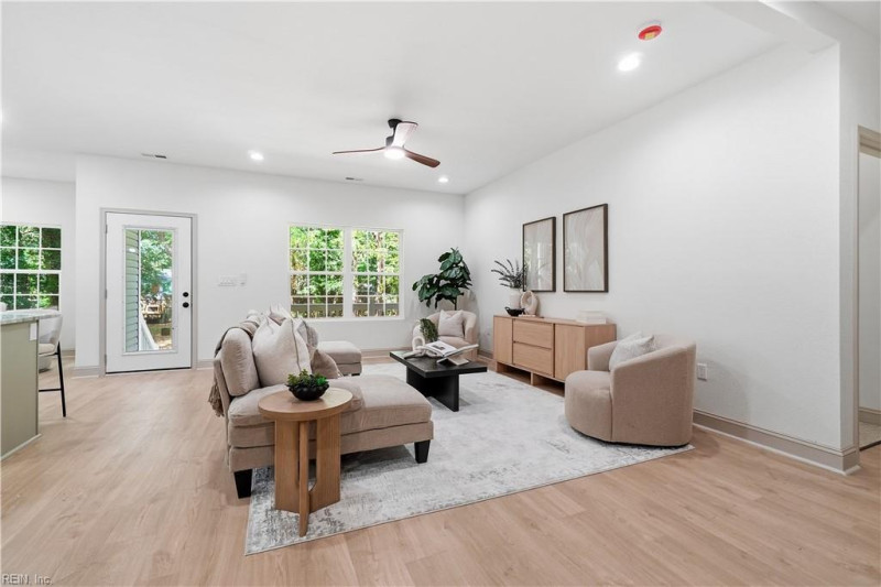Photo 6 of 25 residential for sale in Norfolk virginia