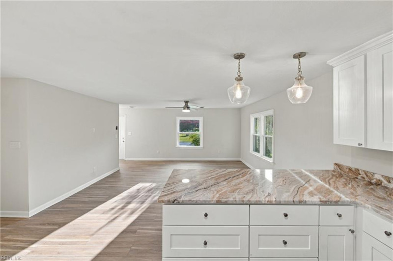 Photo 16 of 34 residential for sale in Isle of Wight County virginia