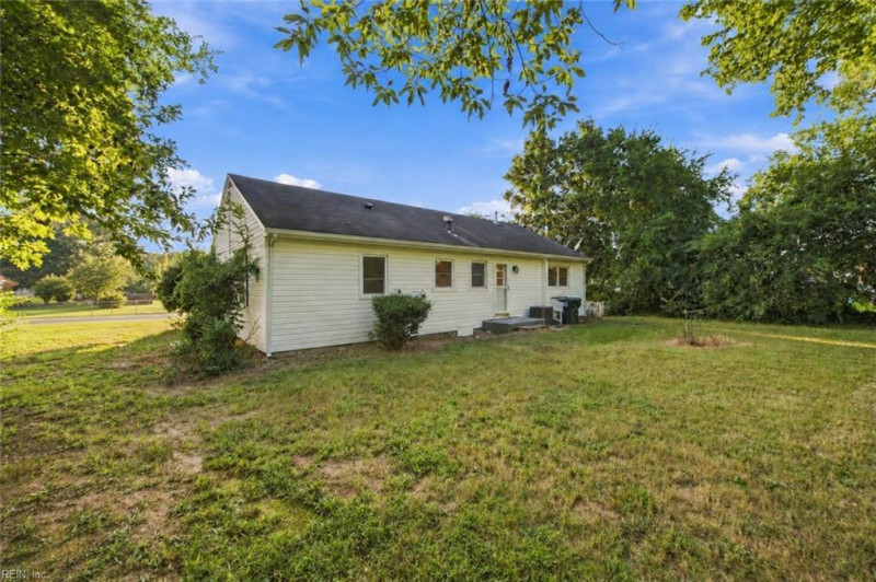 Photo 31 of 34 residential for sale in Isle of Wight County virginia
